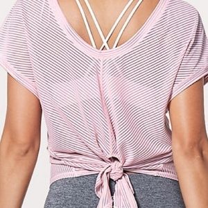 Lululemon Miles Ahead Petals sz 4